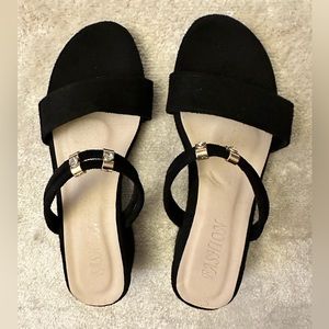 Black Sandals - short heel